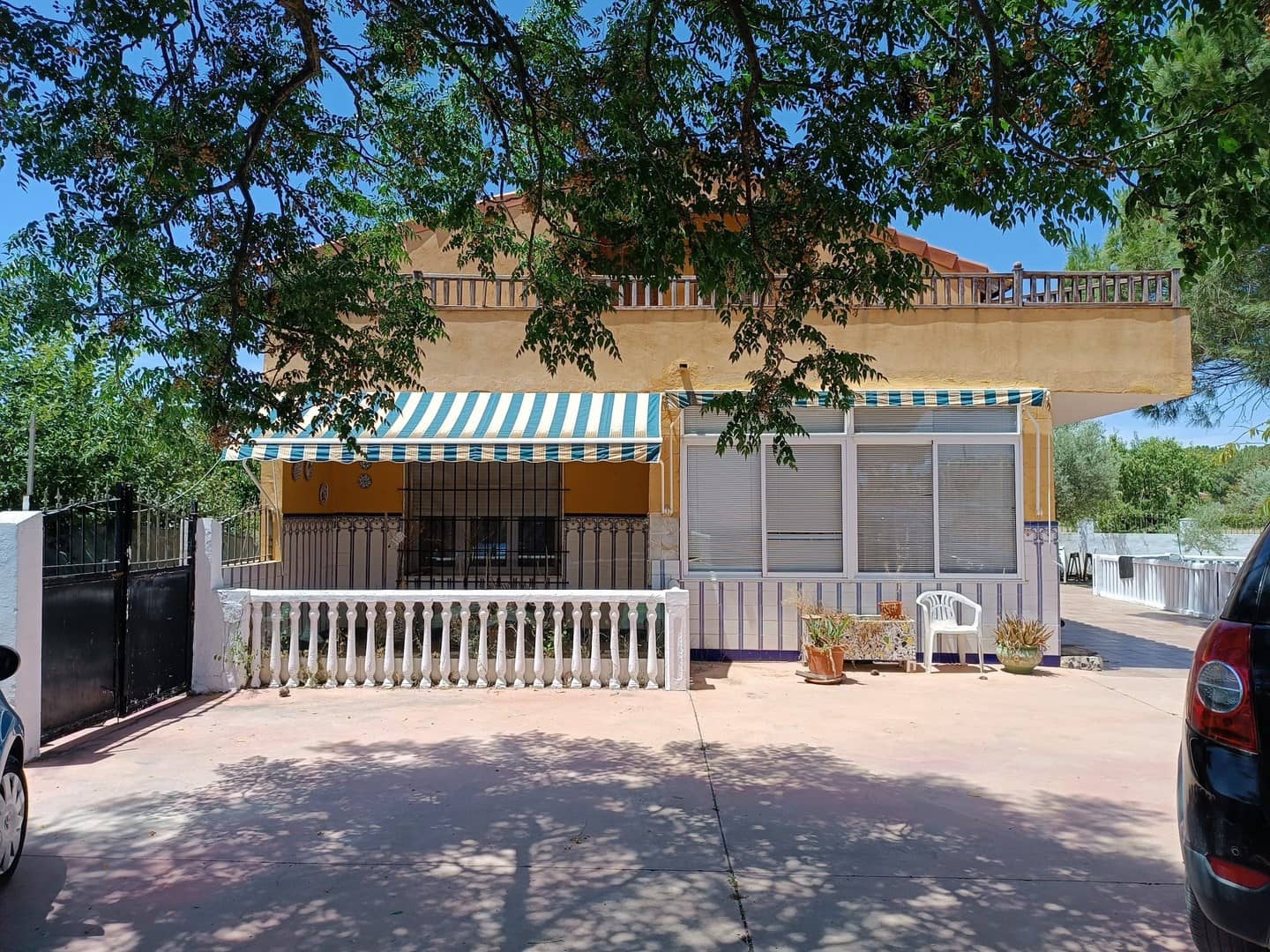 6 soverom Villa til salgs i Yecla med svømmebasseng garasje - € 279 000 (Ref: 9946824)