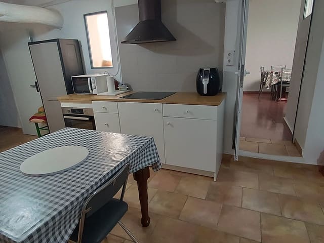 3 soverom Finca/Herregård til salgs i Yecla med garasje - € 89 000 (Ref: 9946825)