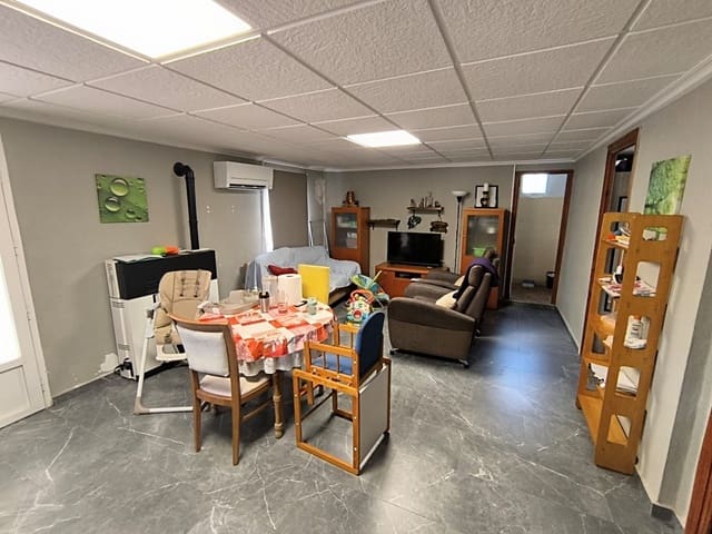 2 quarto Quinta/Casa Rural para venda em Caudete com piscina garagem - 175 000 € (Ref: 9950720)