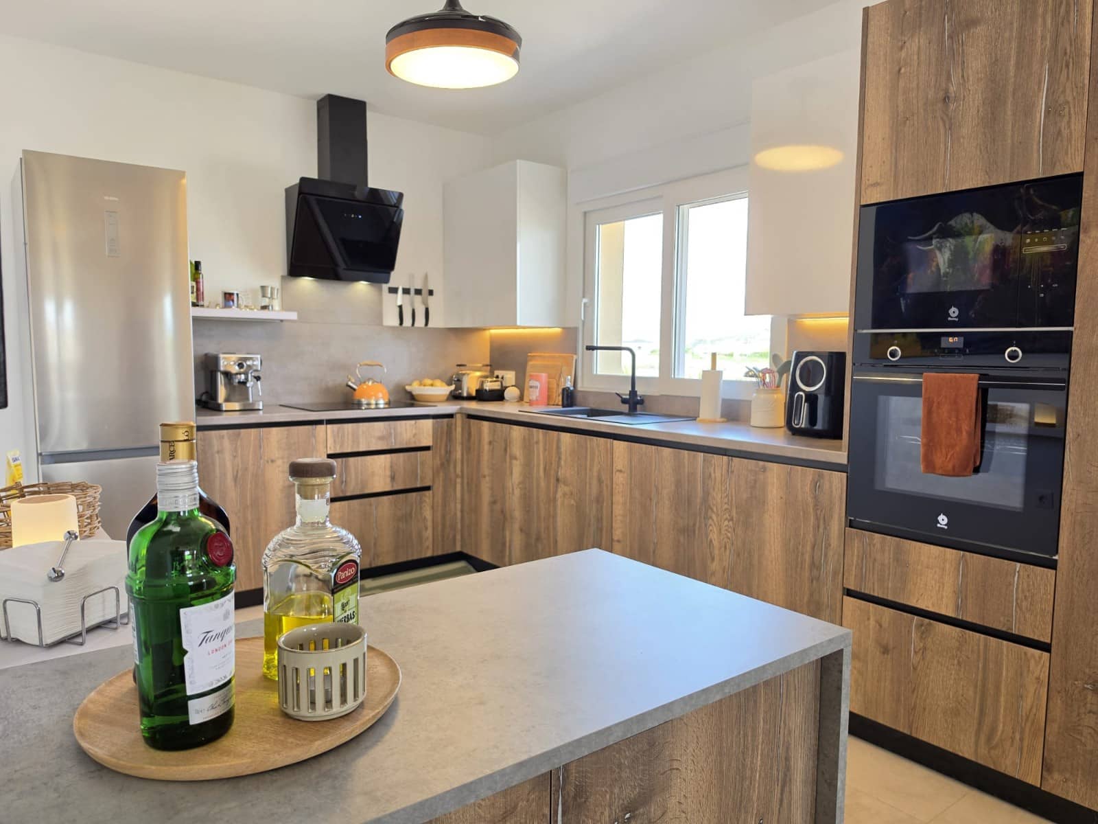 3 soveværelse Villa til salg i Pinoso med swimmingpool garage - € 423.995 (Ref: 9950721)