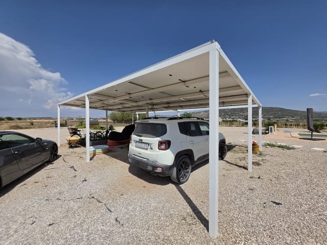 3 soveværelse Villa til salg i Pinoso med swimmingpool garage - € 423.995 (Ref: 9950721)