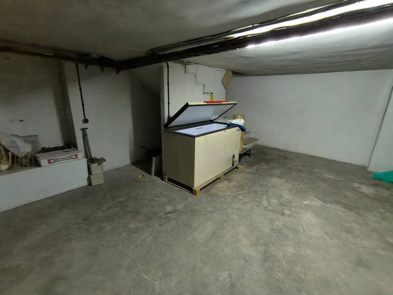 6 bedroom Commercial for sale in Yecla - € 170,000 (Ref: 9956031)