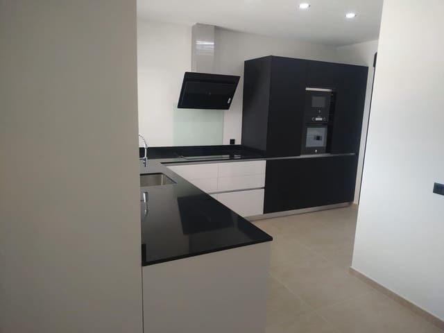 3 slaapkamer Villa te koop in Pinoso met zwembad garage - € 390.500 (Ref: 9958387)