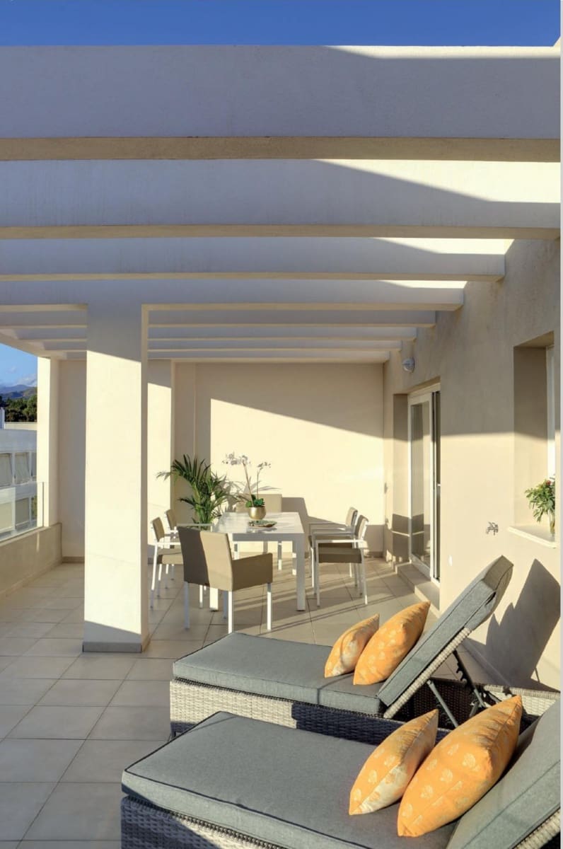 3 soverom Leilighet til salgs i Nueva Andalucia med svømmebasseng - € 450 000 (Ref: 9975916)