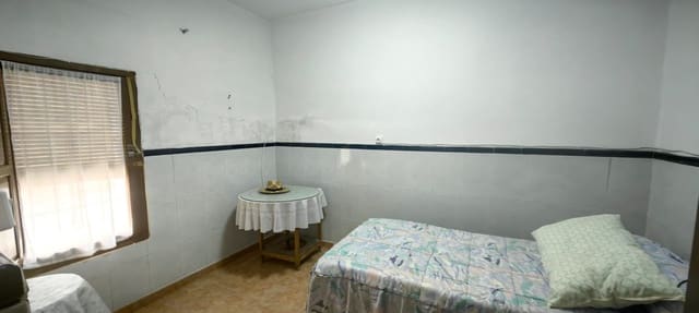 5 Zimmer Haus zu verkaufen in Raspay, Yecla - 88.000 € (Ref: 9979322)