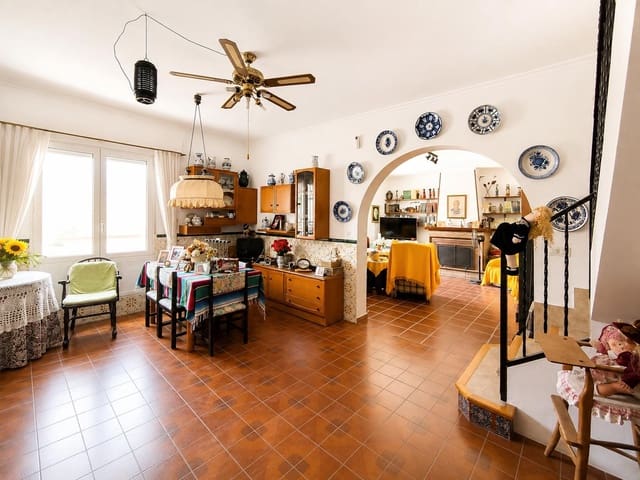 7 sypialnia Willa na sprzedaż w Villena z basenem garażem - 690 000 € (Ref: 9981622)