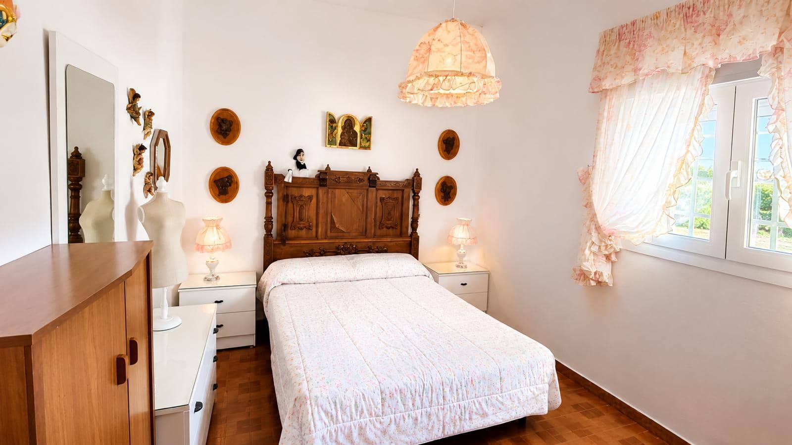7 sypialnia Willa na sprzedaż w Villena z basenem garażem - 690 000 € (Ref: 9981622)