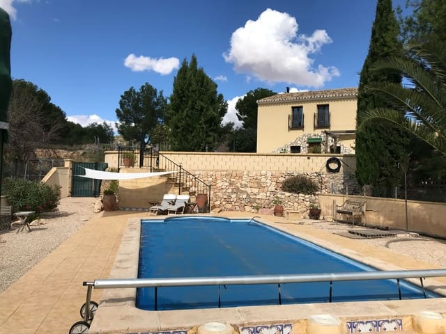 5 soverom Finca/Herregård til salgs i Monóvar / Monóver med svømmebasseng garasje - € 325 000 (Ref: 9984299)