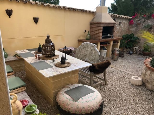 5 chambre Finca/Maison de Campagne à vendre à Monóvar / Monóver avec piscine garage - 325 000 € (Ref: 9984299)