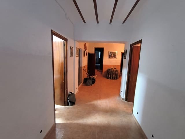 7 slaapkamer Huis te koop in Raspay, Yecla - € 88.000 (Ref: 9984300)