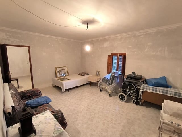 7 slaapkamer Huis te koop in Raspay, Yecla - € 88.000 (Ref: 9984300)