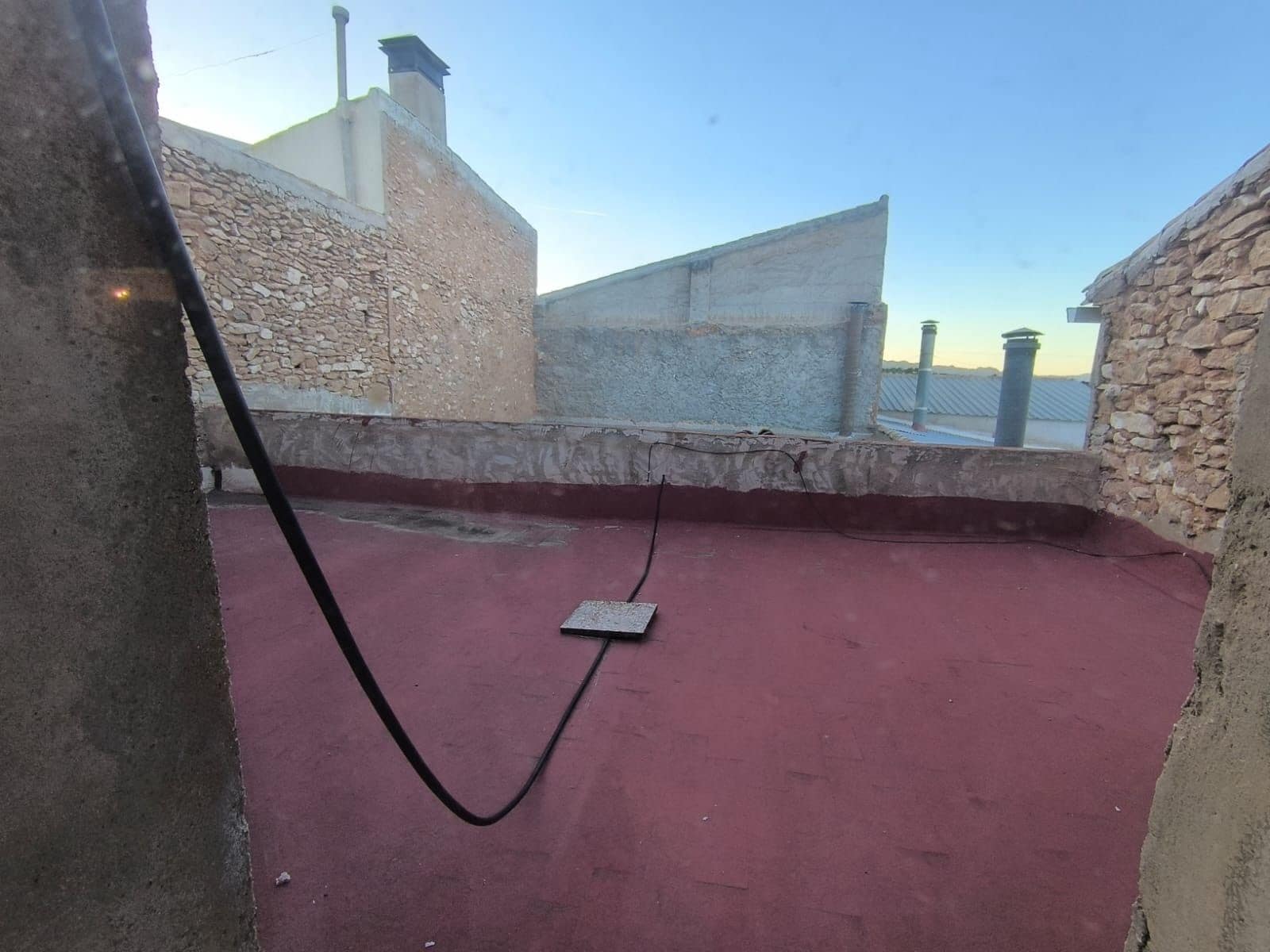 7 bedroom Townhouse for sale in Raspay - € 88,000 (Ref: 9984300)