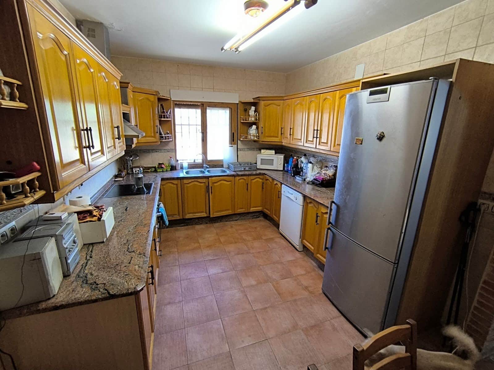 5 soveværelse Villa til salg i Jumilla med swimmingpool garage - € 300.000 (Ref: 9984301)