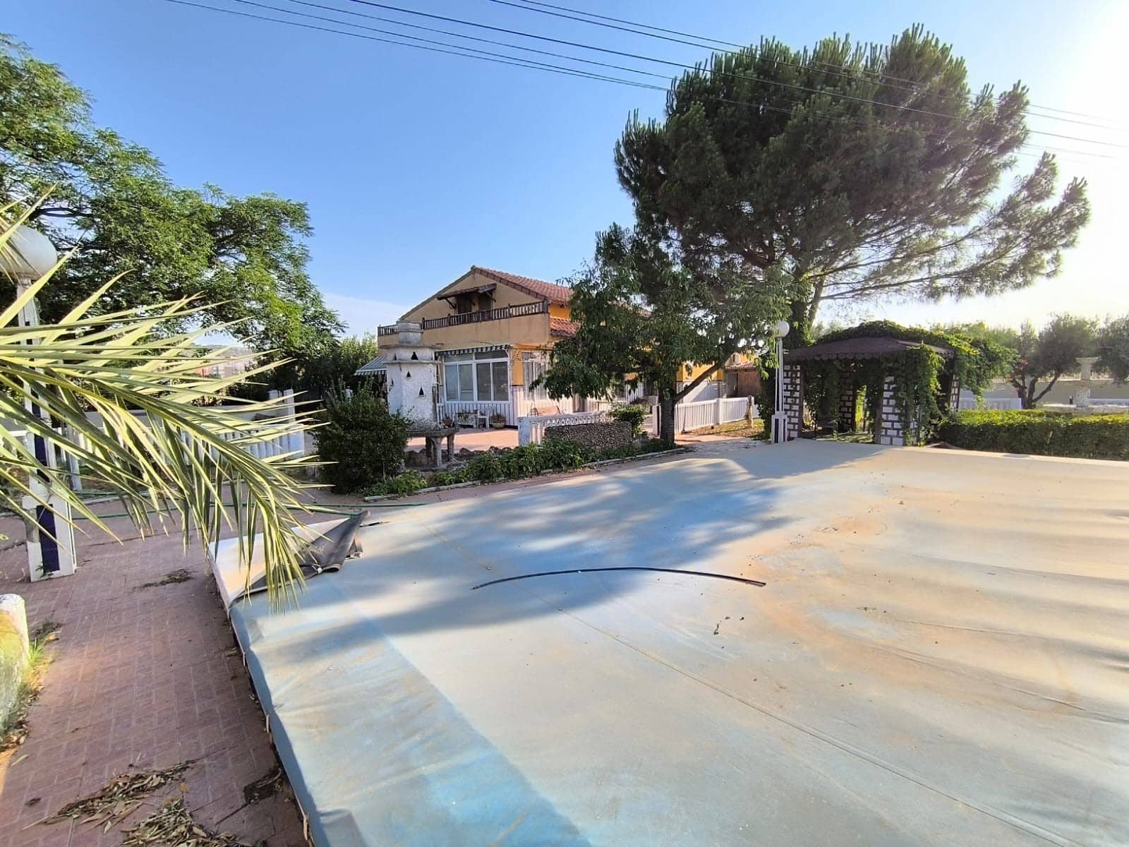 6 Zimmer Villa zu verkaufen in Yecla mit Pool Garage - 279.000 € (Ref: 9984302)
