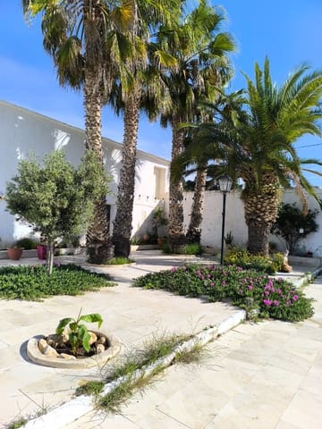 5 soveværelse Villa til salg i Torre del Rico, Jumilla med swimmingpool garage - € 349.995 (Ref: 9987067)