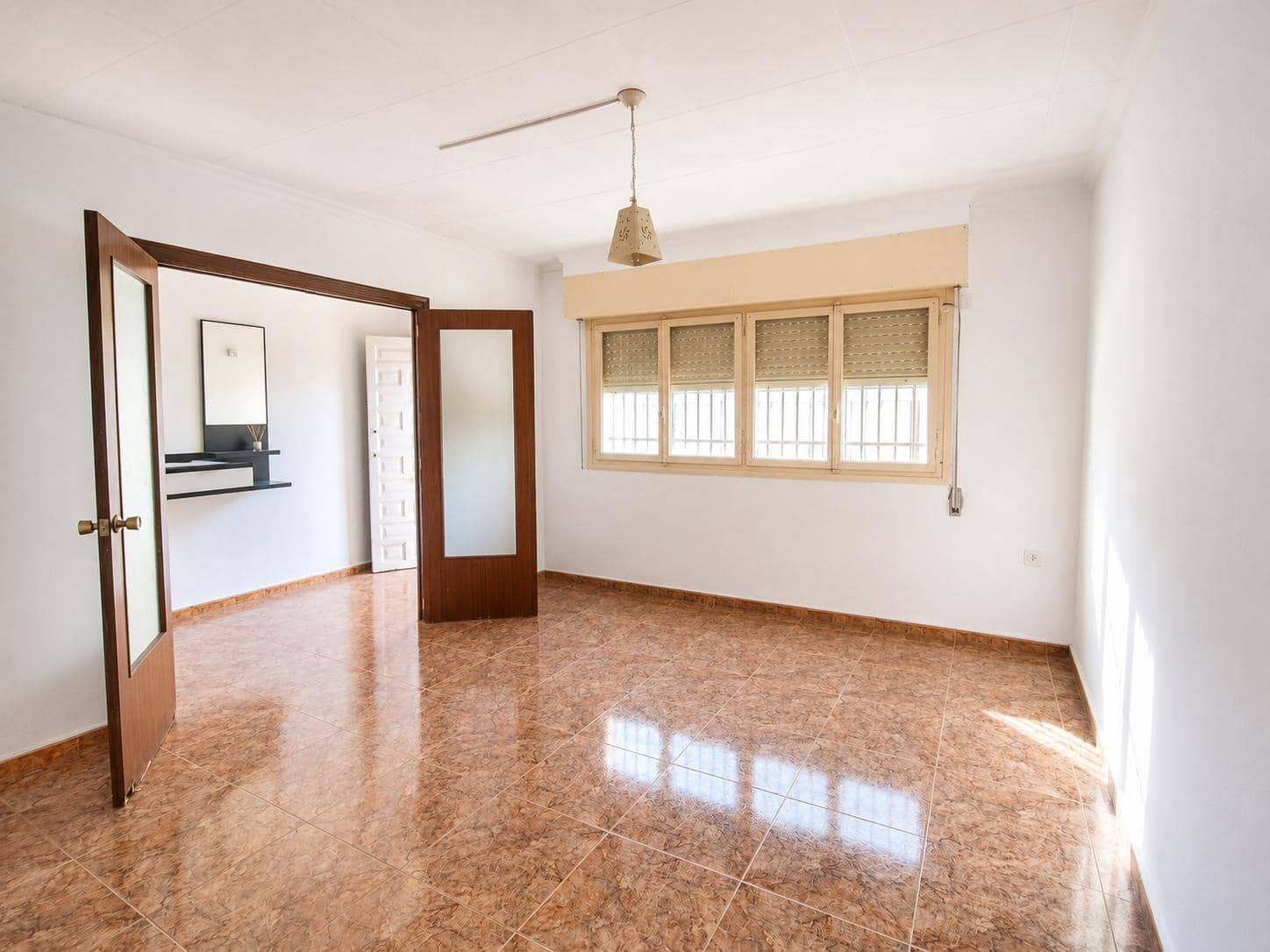 4 slaapkamer Huis te koop in Pinoso - € 136.000 (Ref: 9991806)