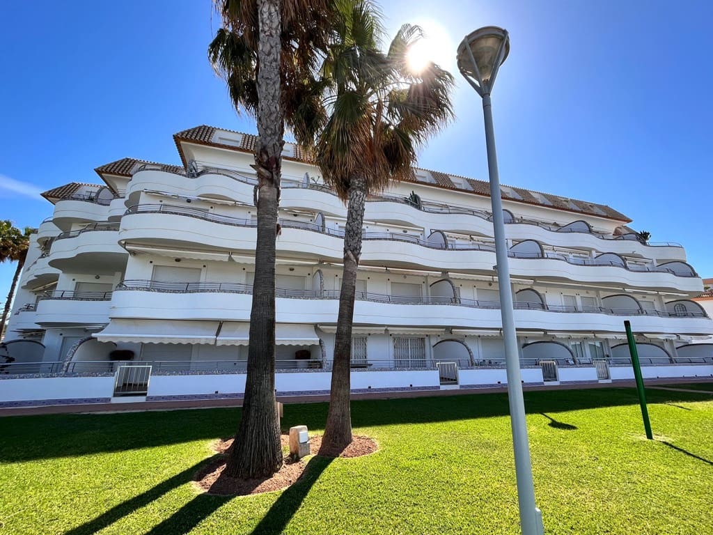 2 soveværelse Penthouse til salg i Denia med swimmingpool garage - € 500.000 (Ref: 7726636)