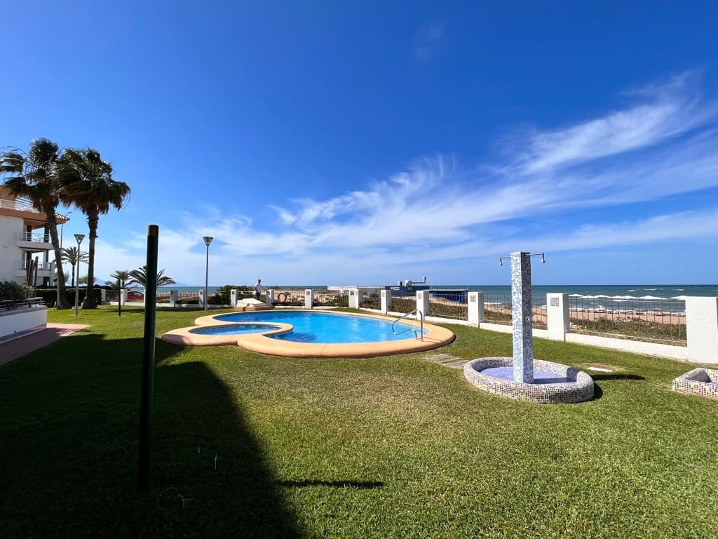 2 soveværelse Penthouse til salg i Denia med swimmingpool garage - € 500.000 (Ref: 7726636)