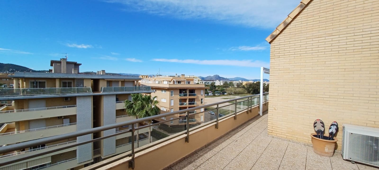 4 sypialnia Penthouse na sprzedaż w Denia z basenem garażem - 800 000 € (Ref: 7776468)