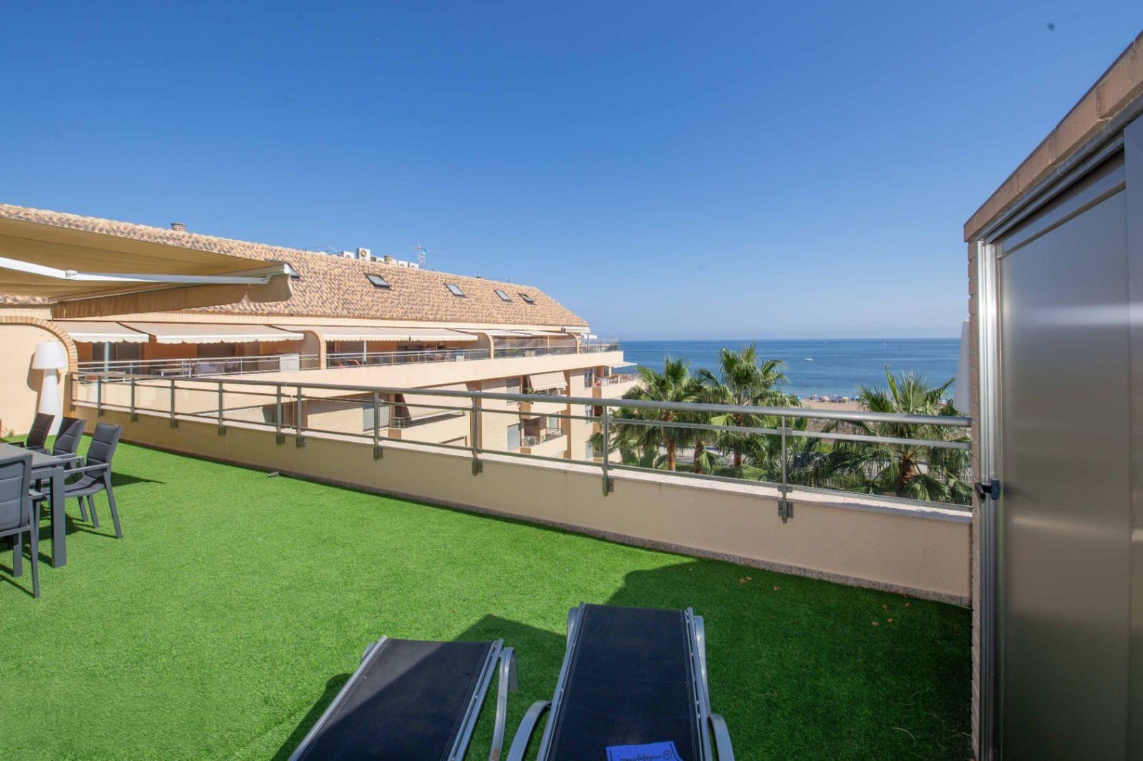 4 sypialnia Penthouse na sprzedaż w Denia z basenem garażem - 800 000 € (Ref: 7776468)