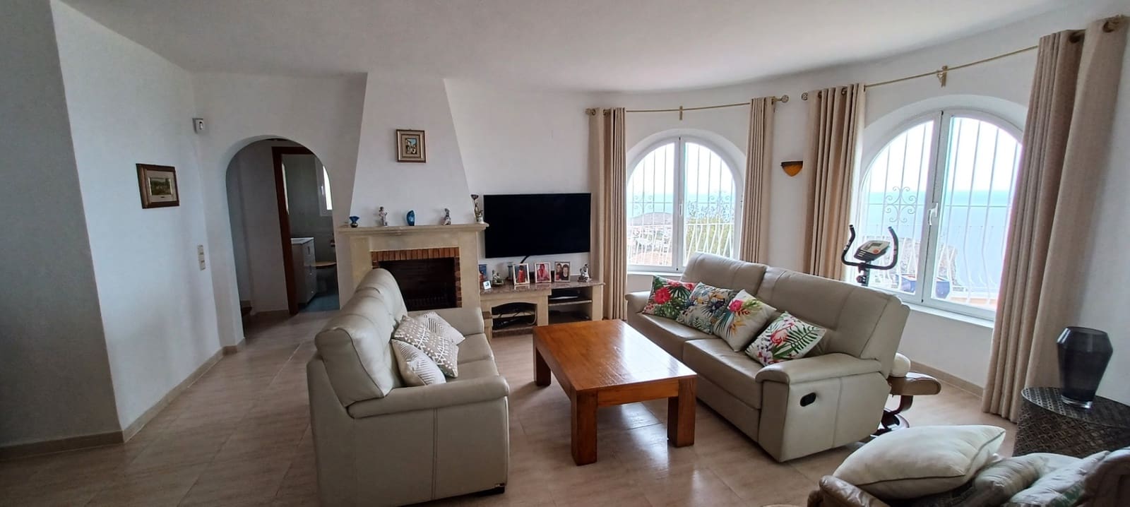 3 soverom Villa til salgs i Cumbre del Sol med svømmebasseng garasje - € 695 000 (Ref: 8387846)