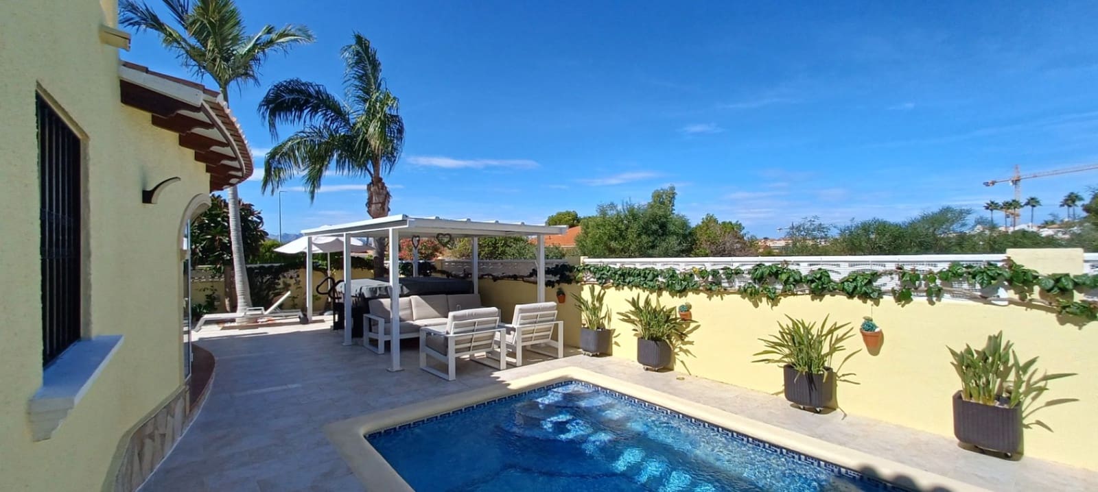 3 sovrum Villa till salu i Denia med pool garage - 595 000 € (Ref: 8574336)