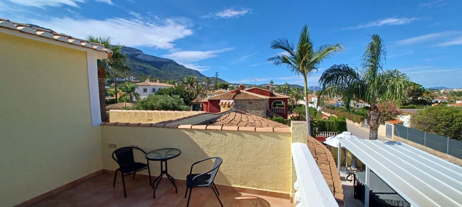 3 sovrum Villa till salu i Denia med pool garage - 595 000 € (Ref: 8574336)