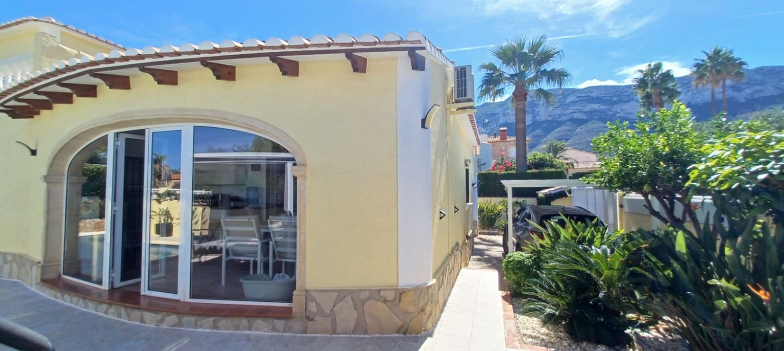 3 sovrum Villa till salu i Denia med pool garage - 595 000 € (Ref: 8574336)