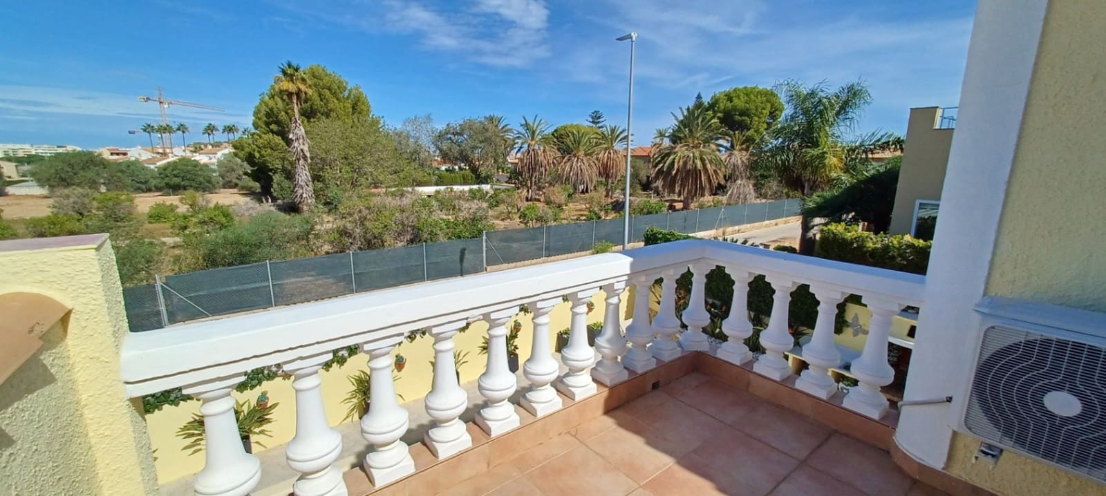 3 sovrum Villa till salu i Denia med pool garage - 595 000 € (Ref: 8574336)
