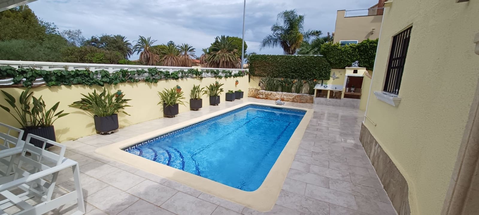 3 sovrum Villa till salu i Denia med pool garage - 595 000 € (Ref: 8574336)