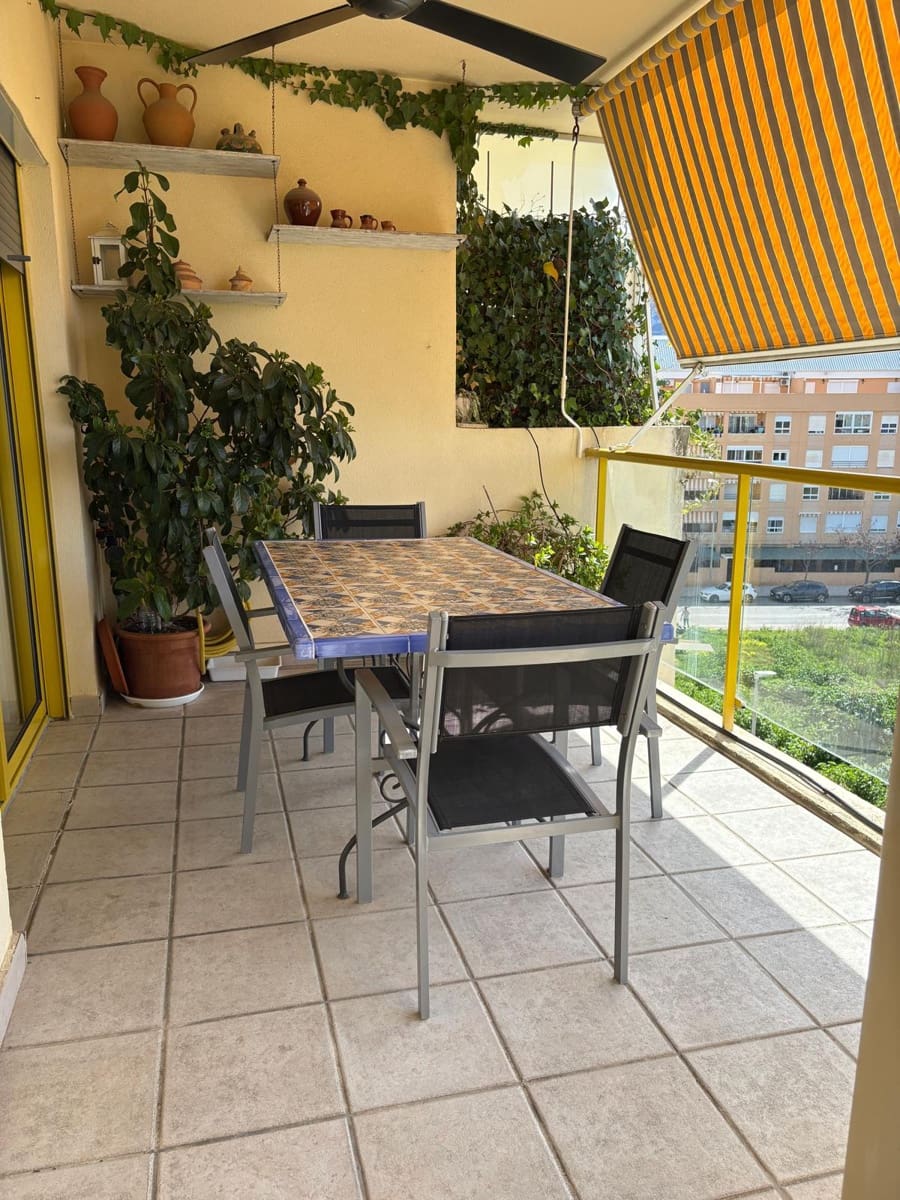 3 soverom Leilighet til salgs i Denia med svømmebasseng garasje - € 399 000 (Ref: 9133806)