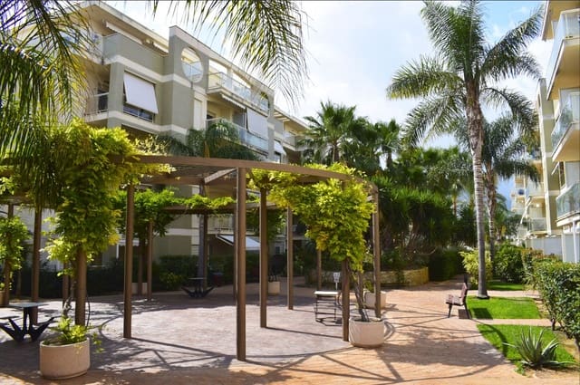 3 Zimmer Apartment zu verkaufen in Centro Urbano, Dénia mit Pool Garage - 285.000 € (Ref: 9187421)