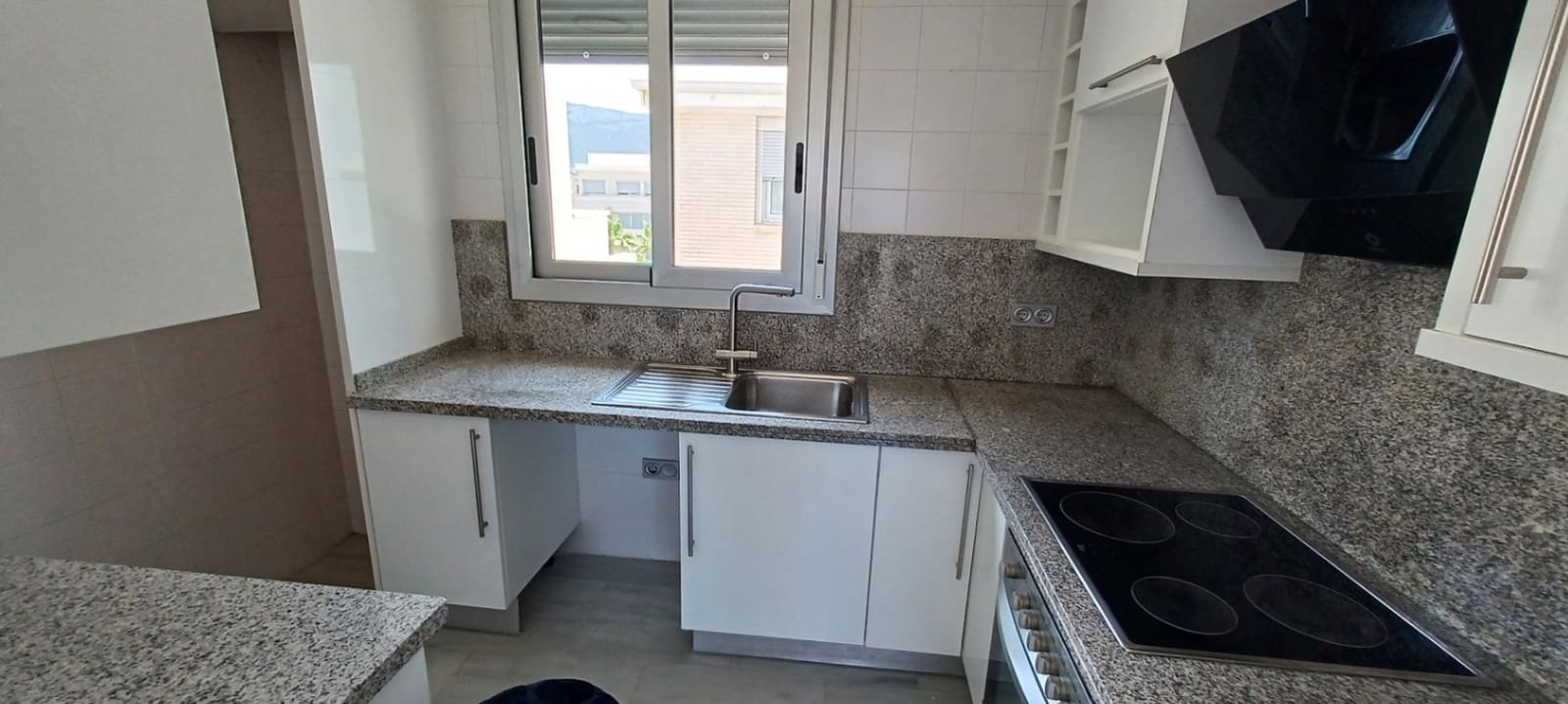 3 quarto Penthouse para venda em Denia com piscina garagem - 360 000 € (Ref: 9187422)