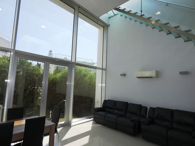 4 sovrum Radhus till salu i Las Rotas / Les Rotes, Dénia med pool garage - 575 000 € (Ref: 9221352)