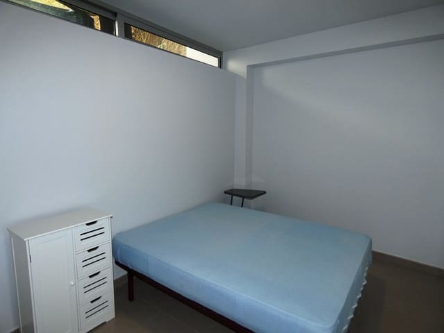 4 soverom Rekkehus til salgs i Denia med svømmebasseng garasje - € 575 000 (Ref: 9221352)