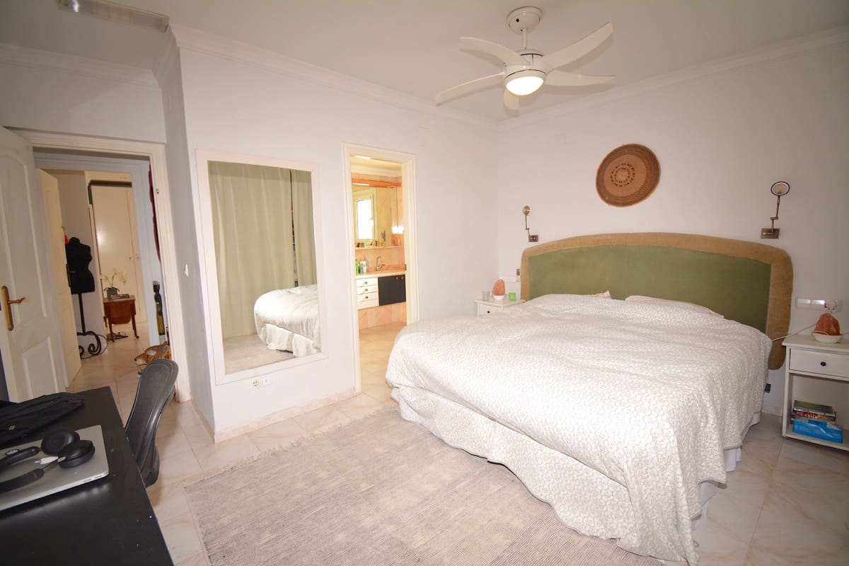 4 soverom Villa til salgs i Denia med svømmebasseng garasje - € 560 000 (Ref: 9354095)