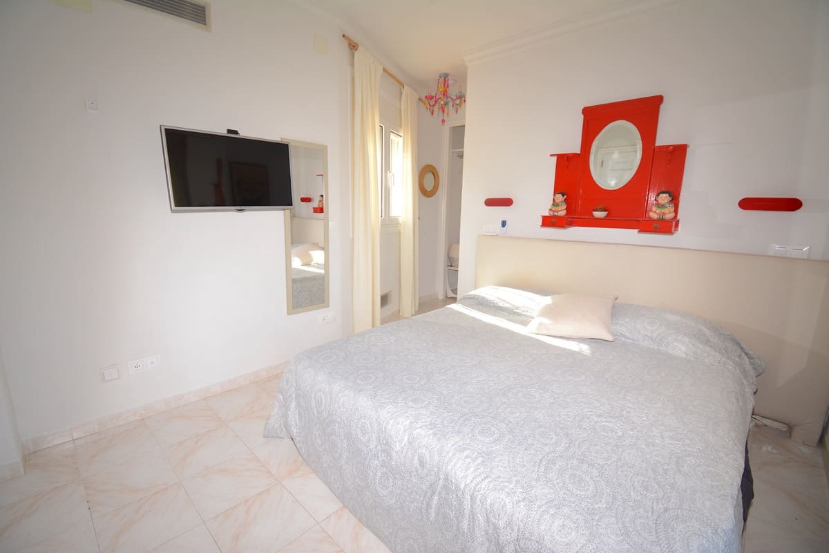 4 soverom Villa til salgs i Denia med svømmebasseng garasje - € 560 000 (Ref: 9354095)