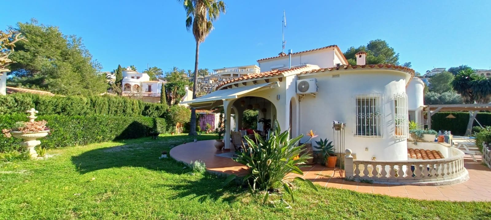 4 soverom Villa til salgs i Denia med svømmebasseng garasje - € 560 000 (Ref: 9354095)