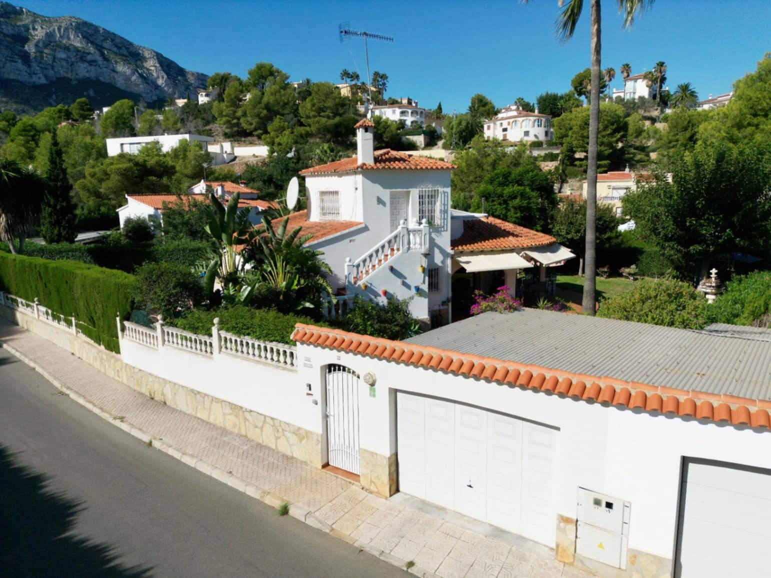 4 soverom Villa til salgs i Denia med svømmebasseng garasje - € 560 000 (Ref: 9354095)