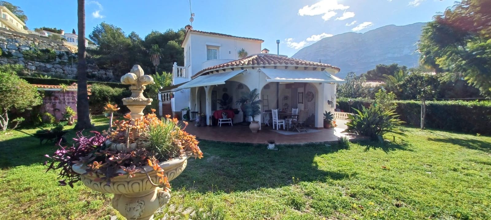 4 soverom Villa til salgs i Denia med svømmebasseng garasje - € 560 000 (Ref: 9354095)