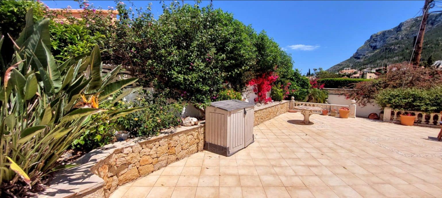 2 slaapkamer Villa te koop in Denia met zwembad garage - € 335.000 (Ref: 9371487)