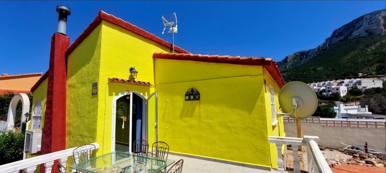 2 slaapkamer Villa te koop in Denia met zwembad garage - € 335.000 (Ref: 9371487)