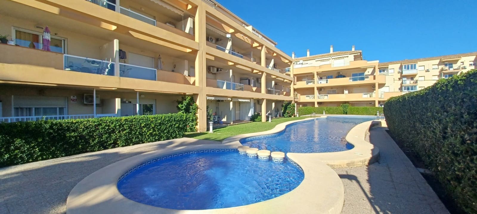 1 soverom Leilighet til salgs i Denia med svømmebasseng garasje - € 170 000 (Ref: 9445508)