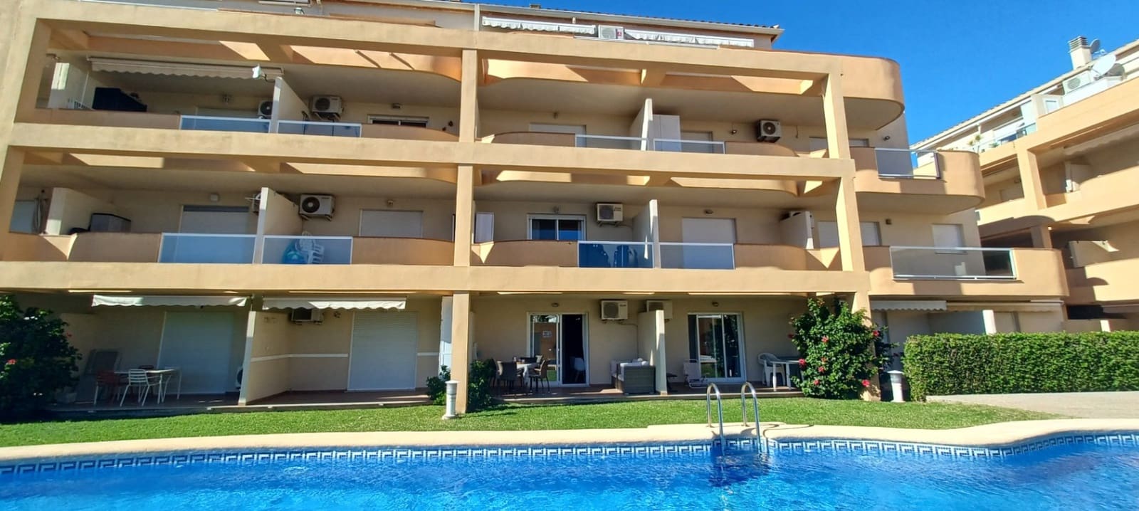 1 soverom Leilighet til salgs i Denia med svømmebasseng garasje - € 170 000 (Ref: 9445508)