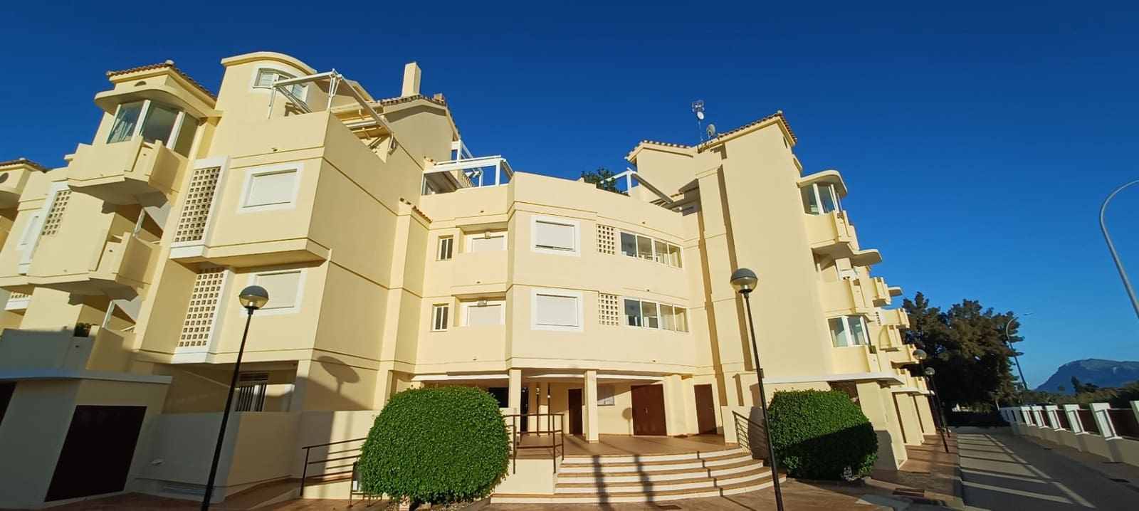 2 sovrum Lägenhet till salu i Denia med pool garage - 320 000 € (Ref: 9445509)