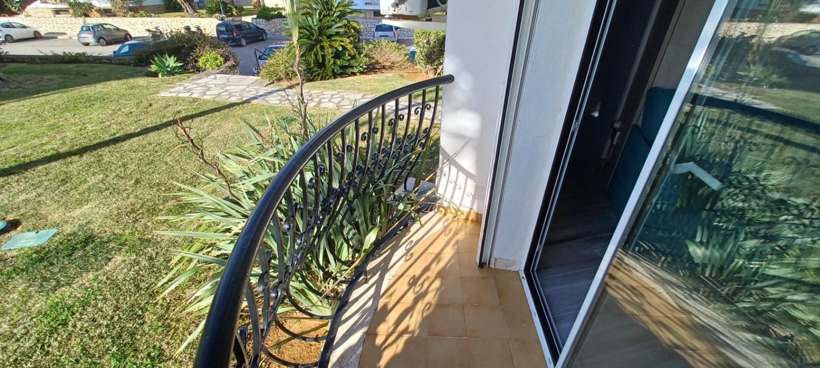 Apartment for sale in Denia with pool garage - € 124,000 (Ref: 9688548)