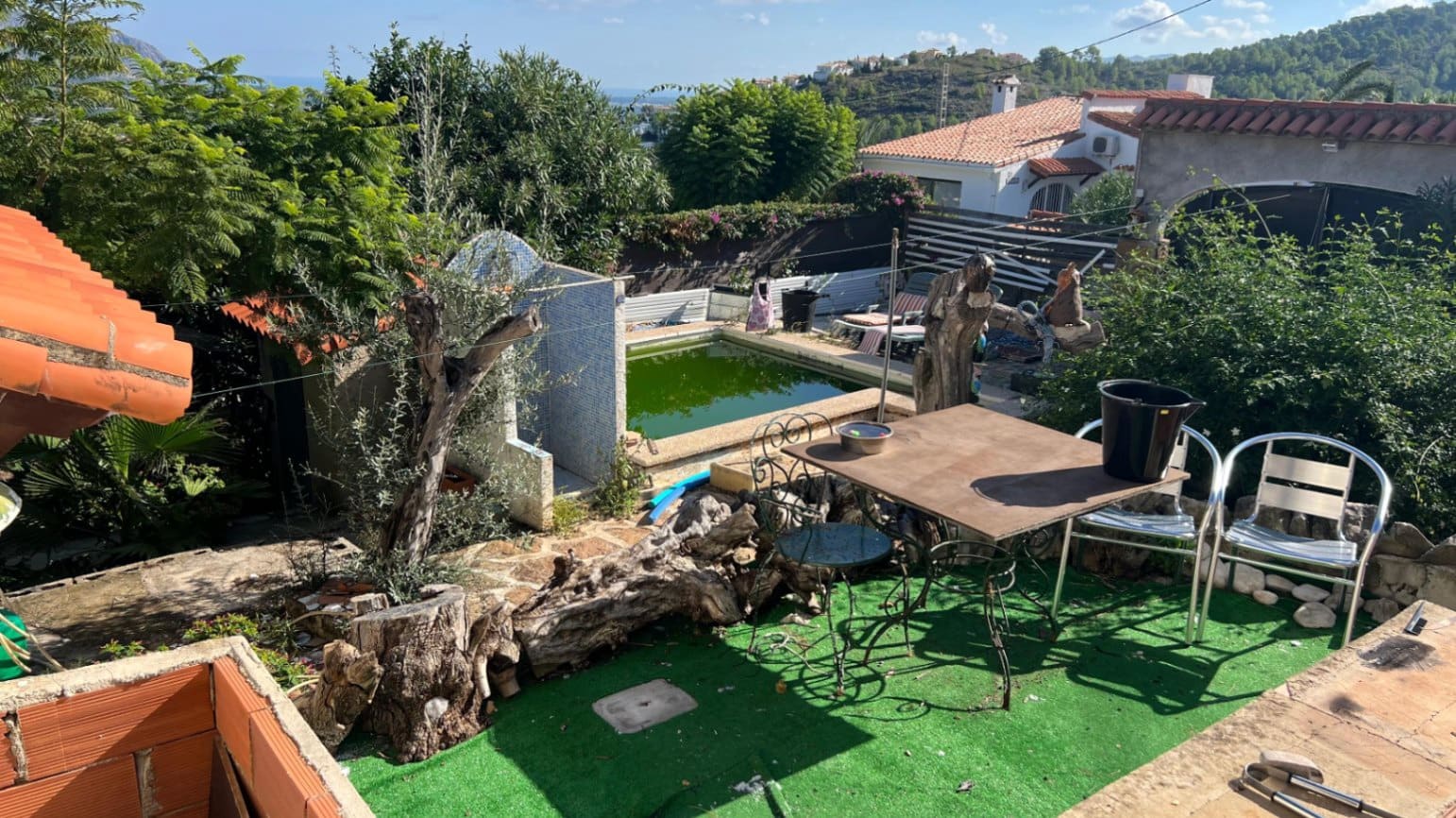 2 soveværelse Villa til salg i Orba med swimmingpool garage - € 280.000 (Ref: 9810358)