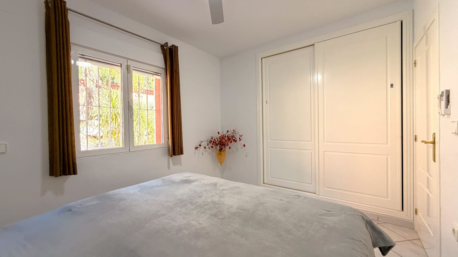 5 bedroom Villa for sale in Sanet i Negrals with garage - € 595,000 (Ref: 9813554)