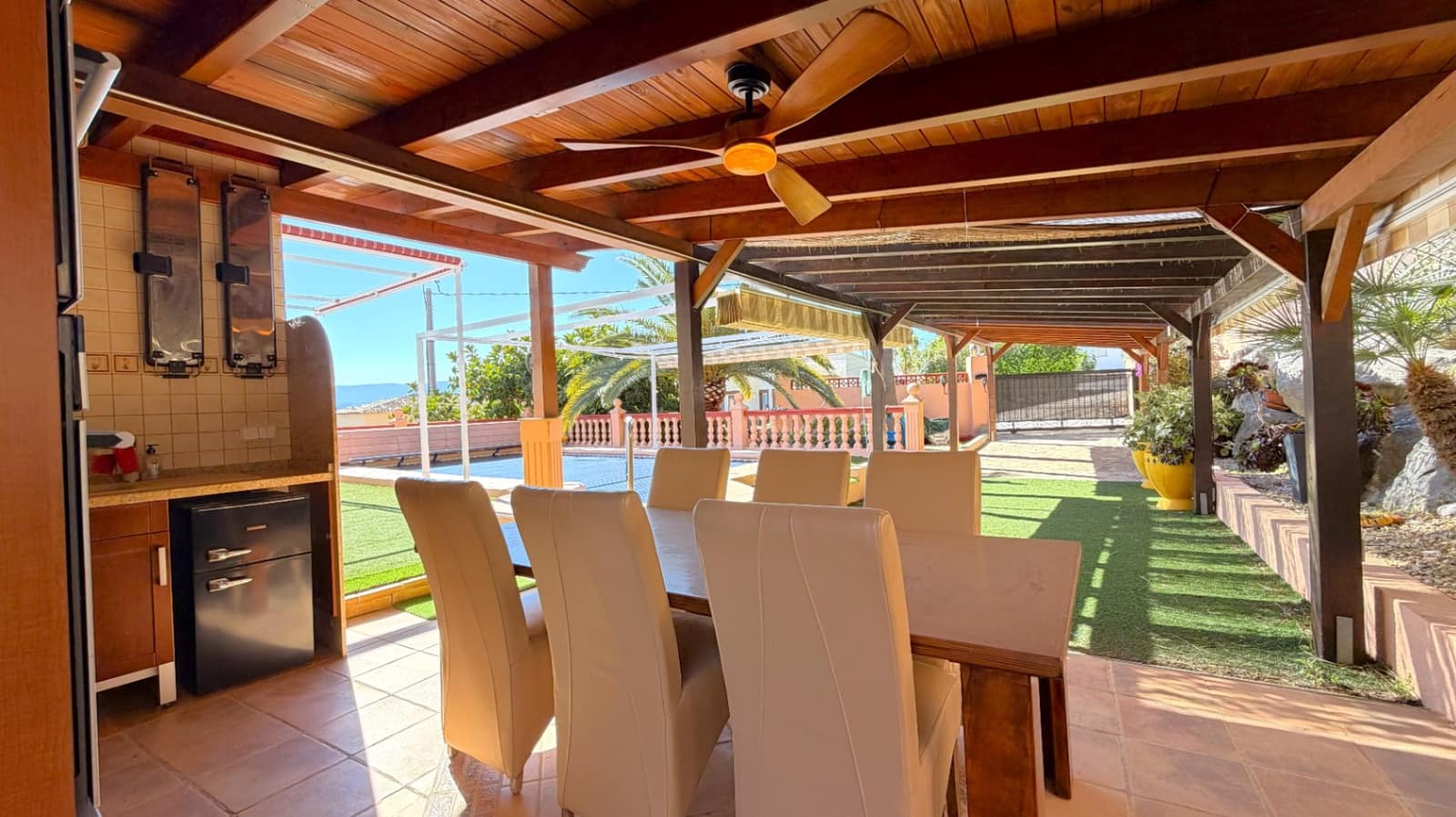 5 bedroom Villa for sale in Sanet i Negrals with garage - € 595,000 (Ref: 9813554)