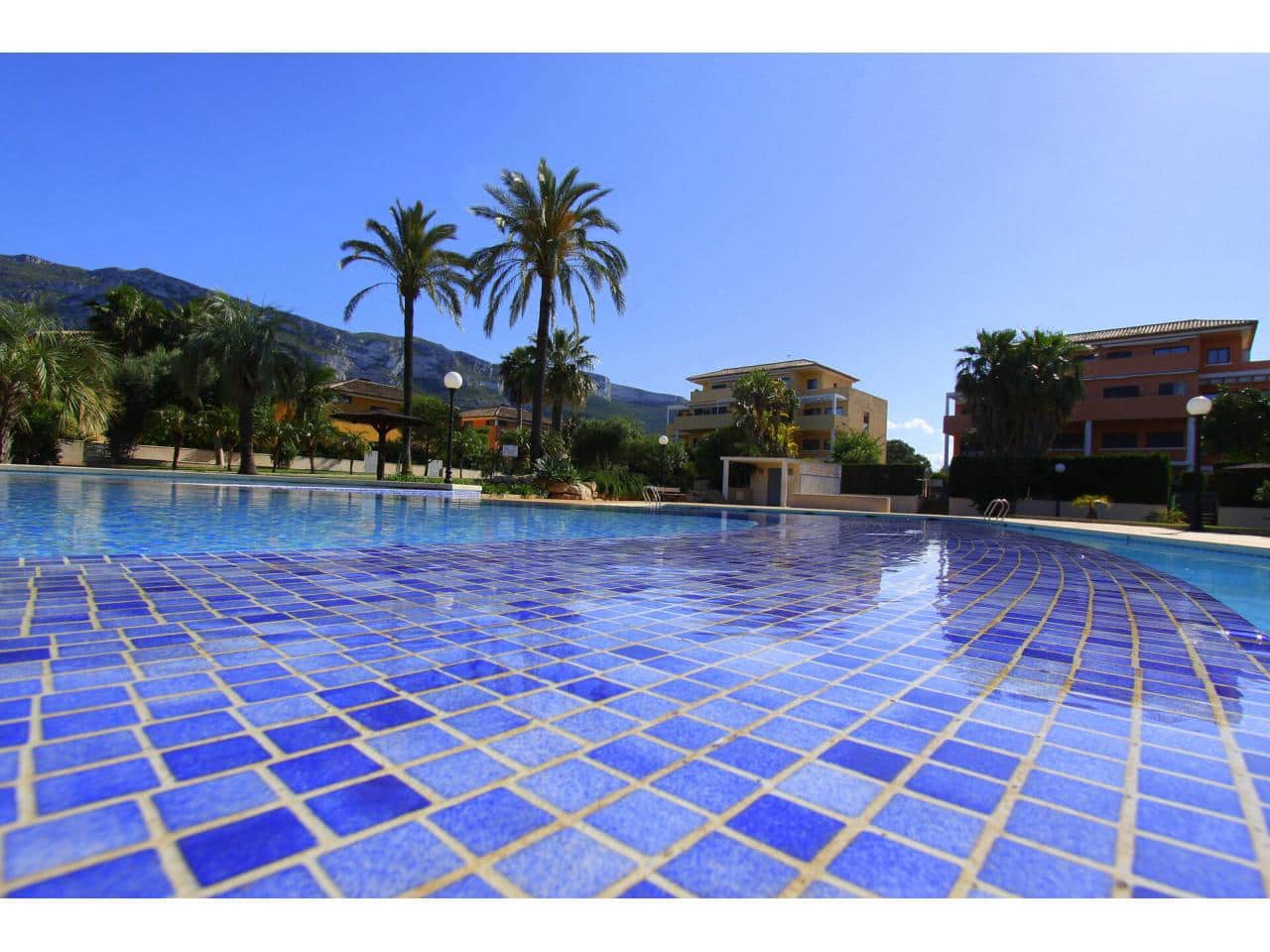 4 slaapkamer Appartement te koop in Denia met zwembad garage - € 605.000 (Ref: 9839815)